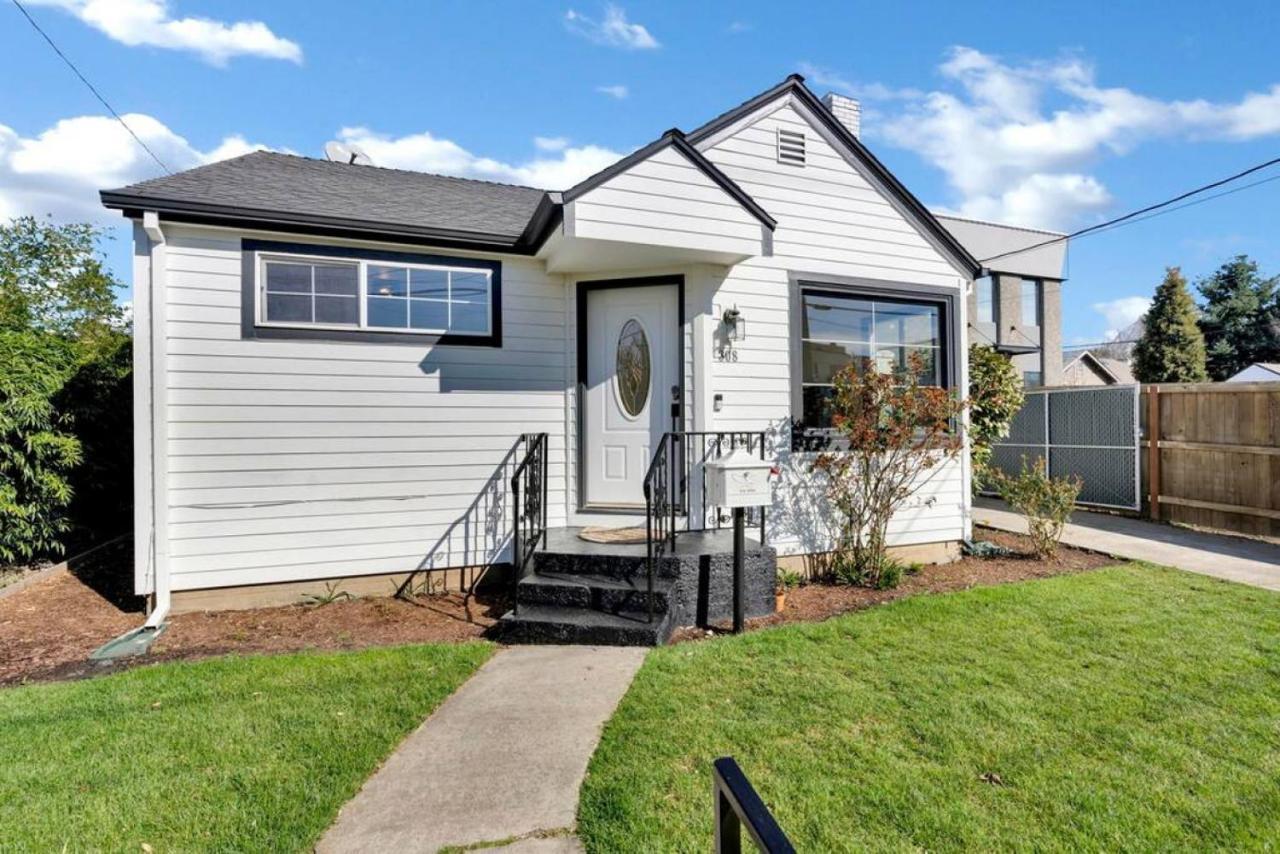 Picture Perfect Bungalow In The Heart Of Dt Vancouver Buitenkant foto