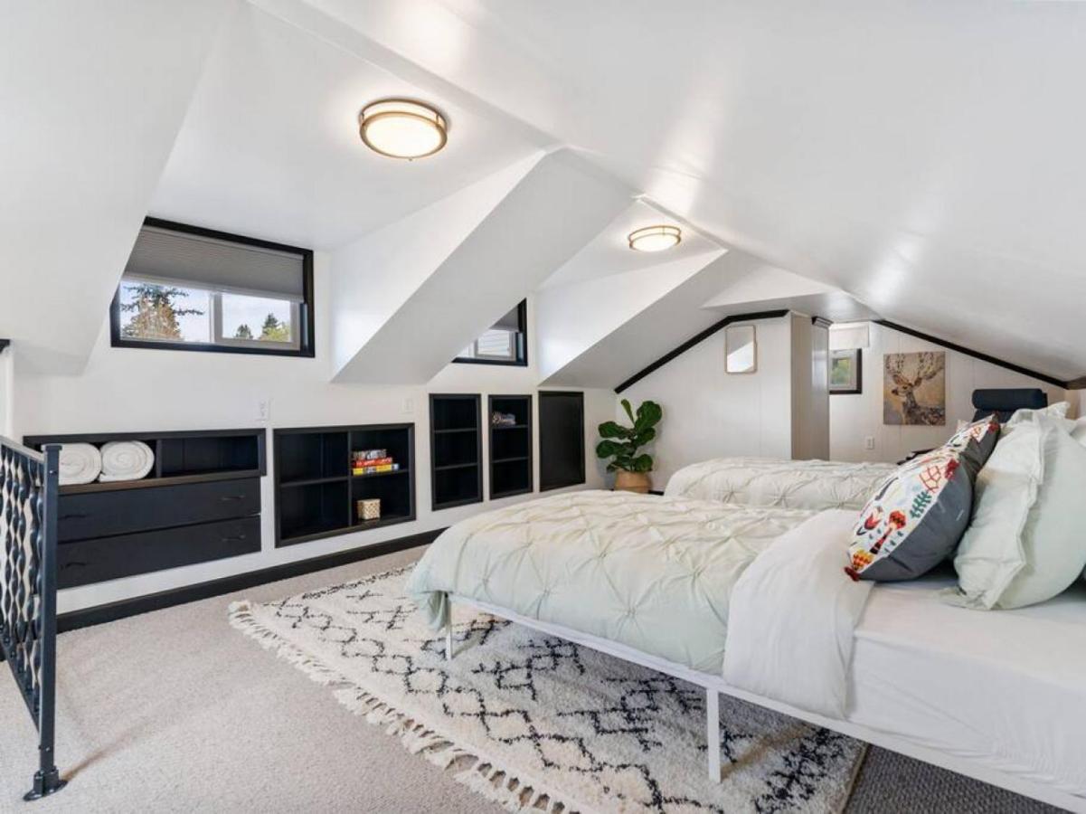 Picture Perfect Bungalow In The Heart Of Dt Vancouver Buitenkant foto