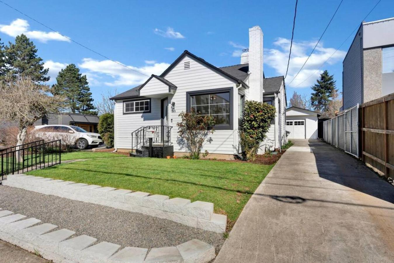 Picture Perfect Bungalow In The Heart Of Dt Vancouver Buitenkant foto